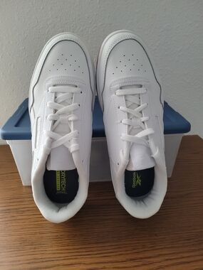 Reebok White Leather Low-Top Sneakers